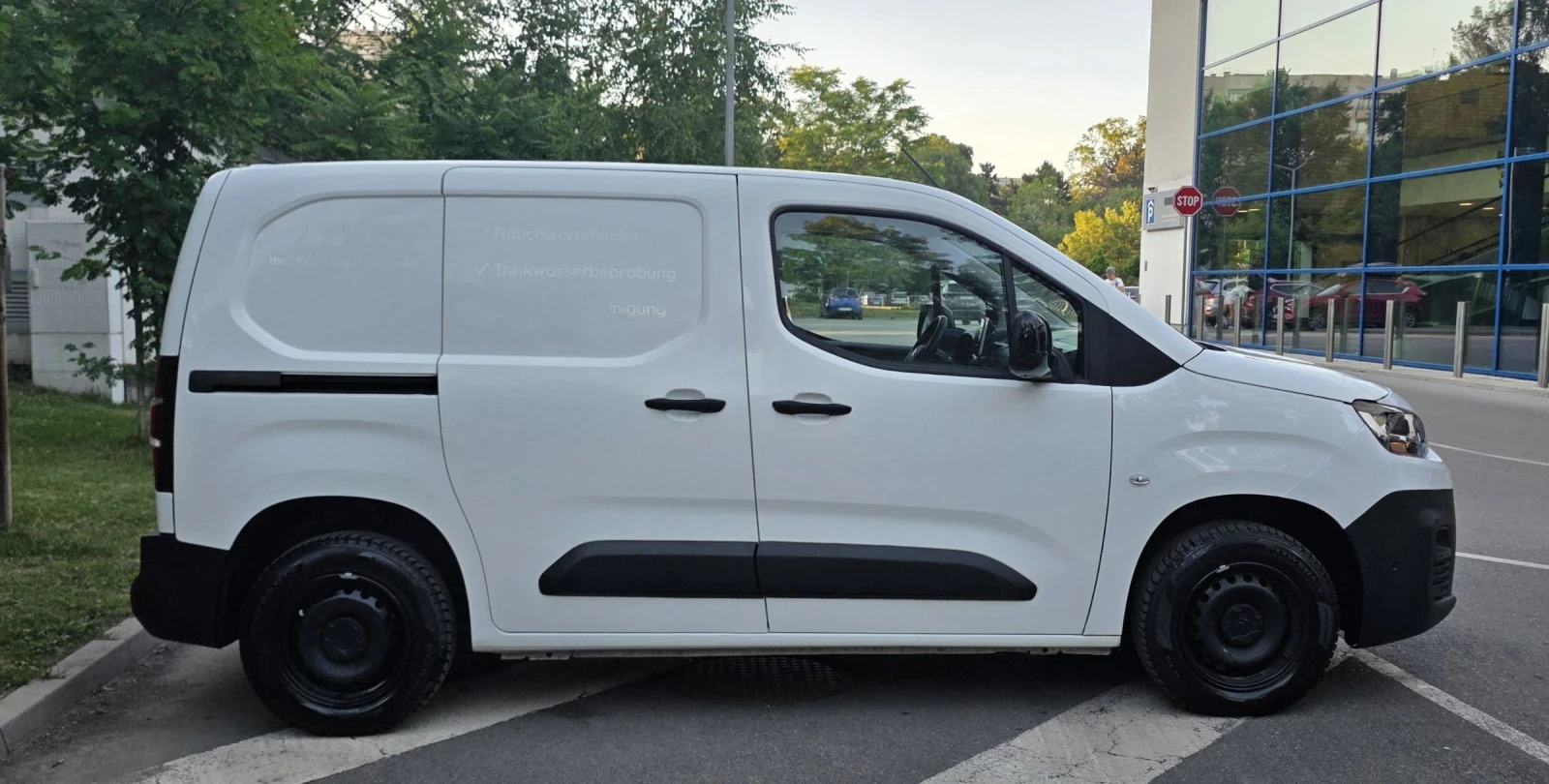 Citroen Berlingo 1.5 BlueHDi 102к.с. 3 места NAVI CAMERA PDC, снимка 7 - Автомобили и джипове - 54974818