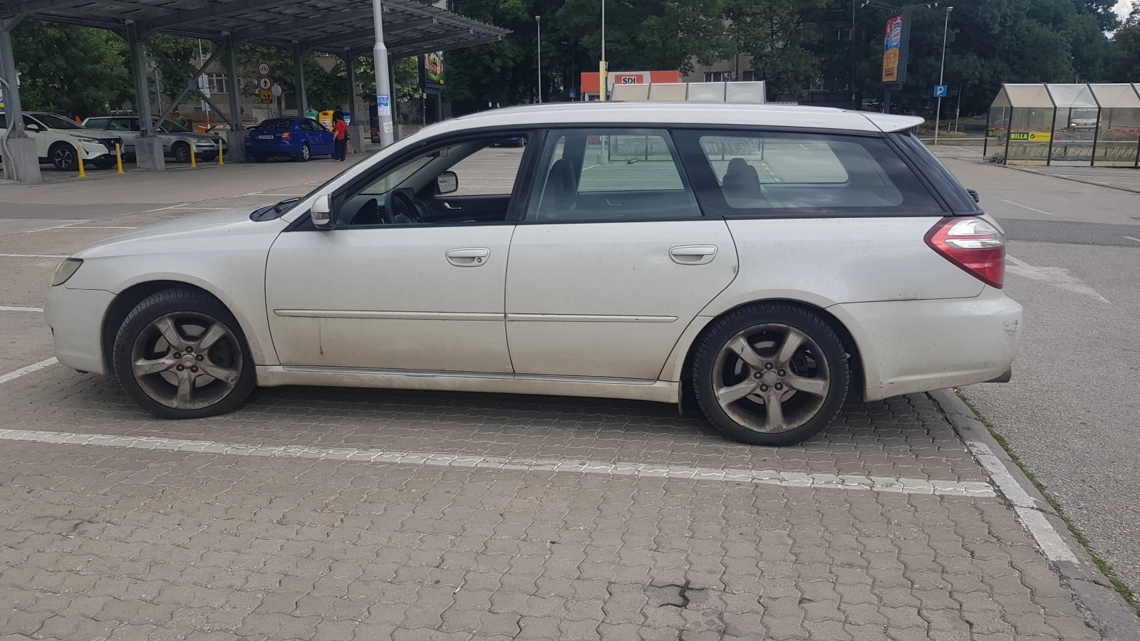 Subaru Legacy, снимка 2 - Автомобили и джипове - 55263558