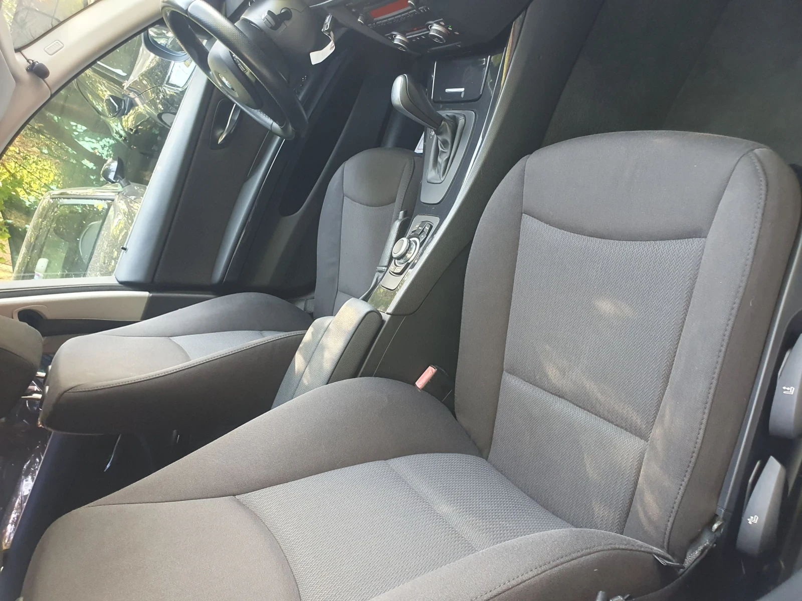 BMW 318 M  AUT NAVI PODGREV KAMERA SEDAN 2010, снимка 7 - Автомобили и джипове - 55399786