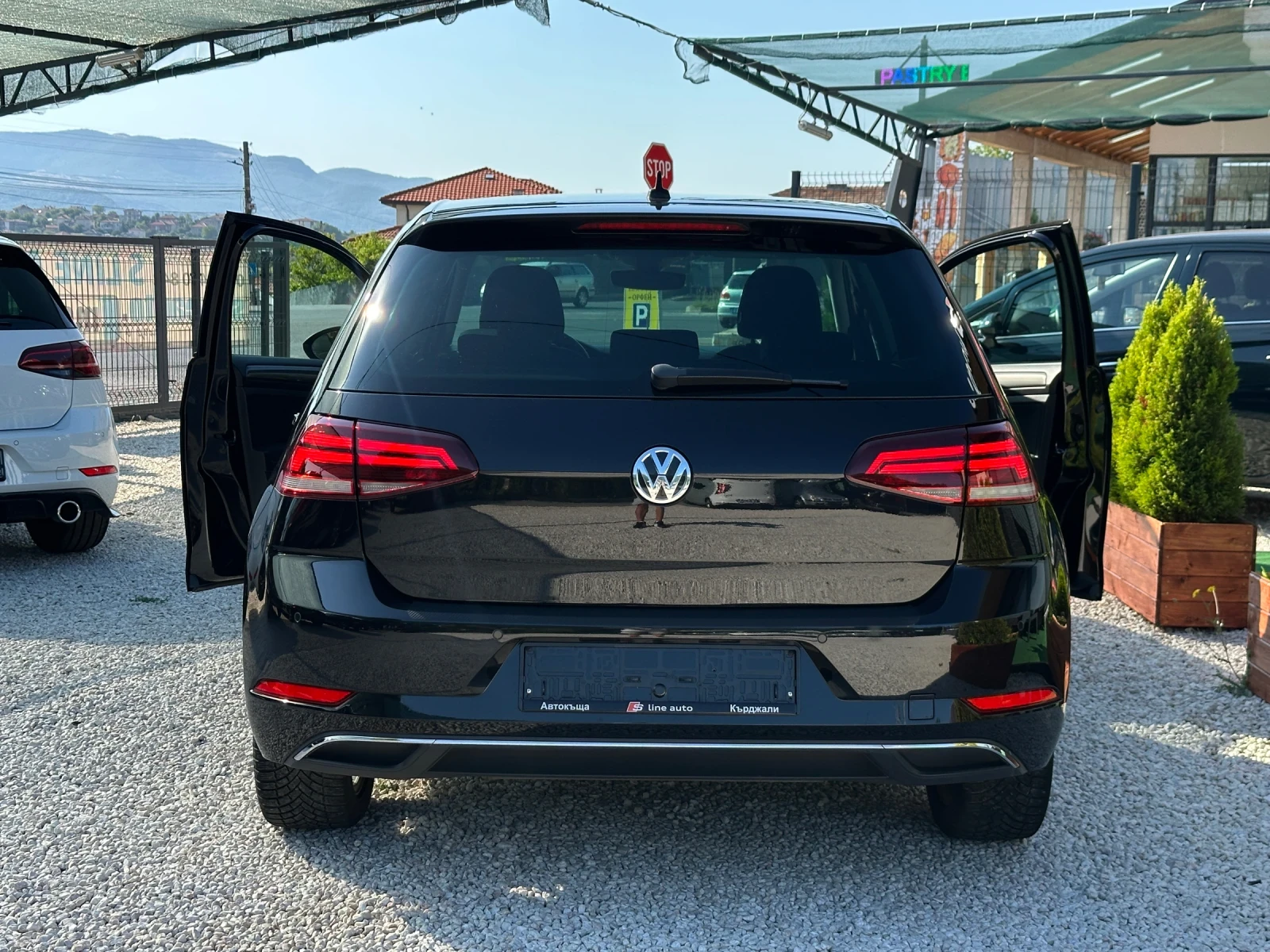 VW Golf JOIN* DSG* Led* Carplay* , снимка 6 - Автомобили и джипове - 55456992