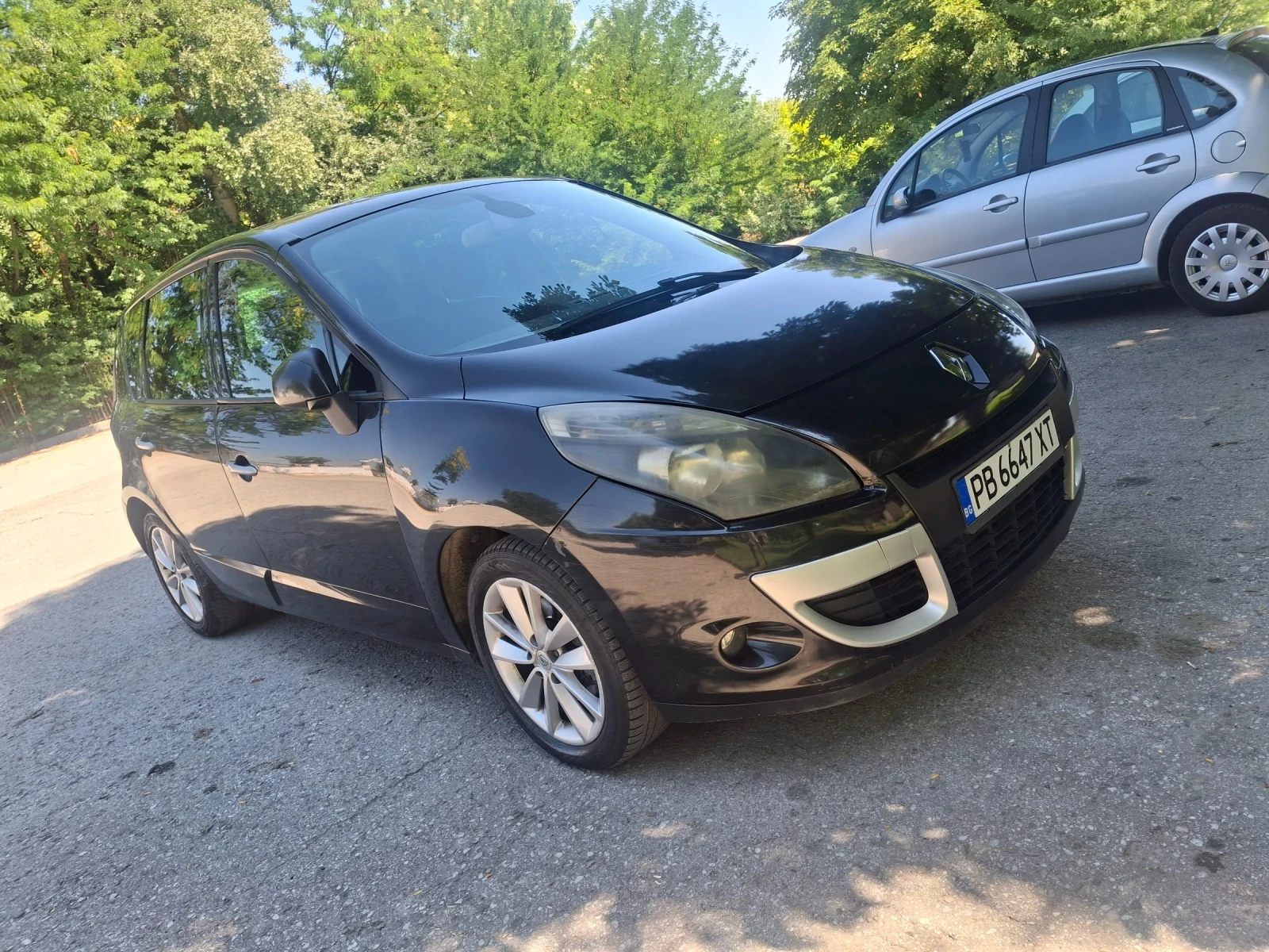 Renault Scenic 2.0 , снимка 6 - Автомобили и джипове - 55545623