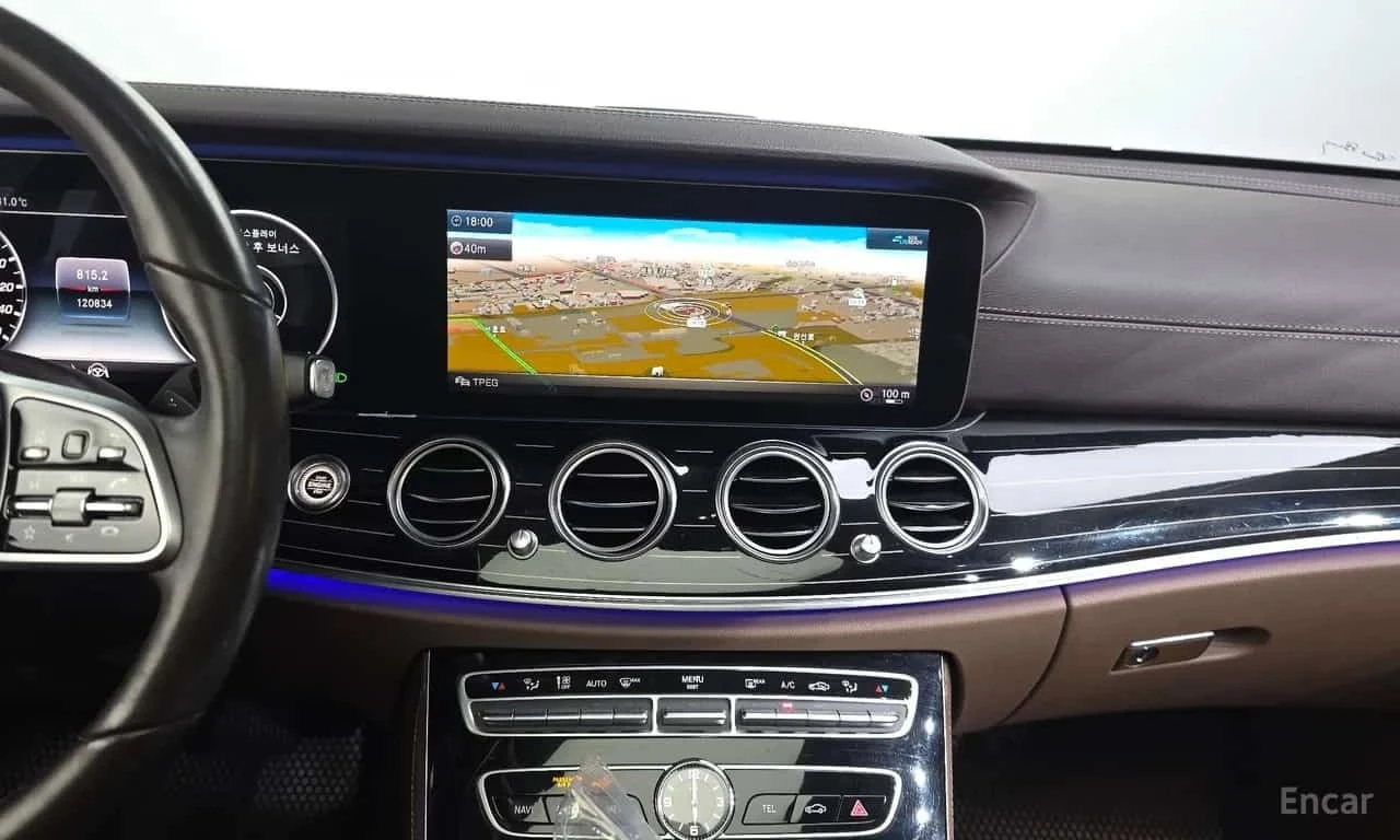 Mercedes-Benz E 450 4MATIC/360/DIS/HUD/BURMESTER/ОБДУХВАНЕ, снимка 14 - Автомобили и джипове - 55786934