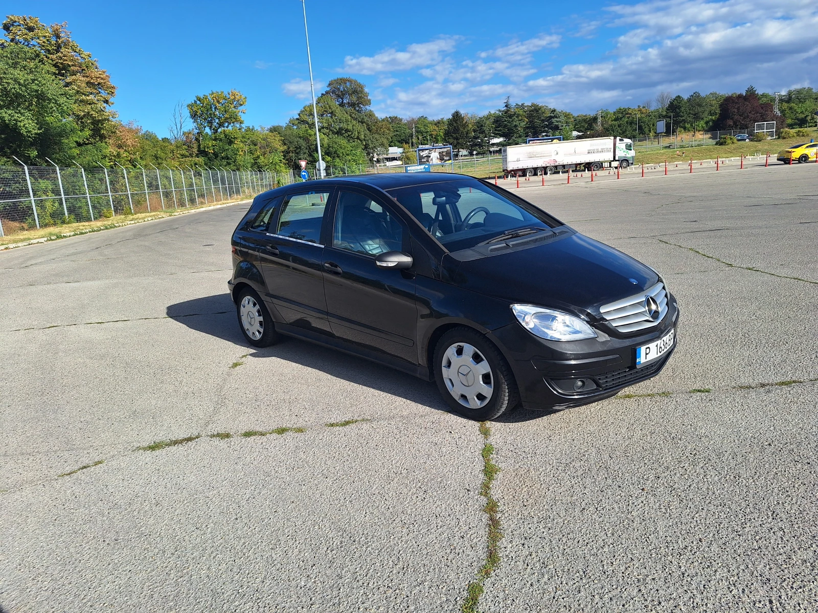 Mercedes-Benz B 180 ��� ��������� | Mobile.bg � ����������� 3