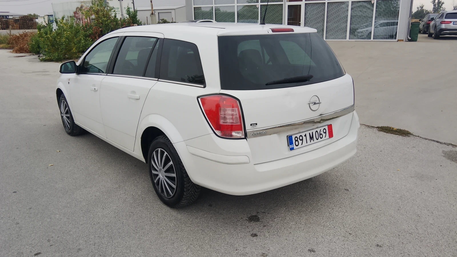 Opel Astra 1.6 бензин UNIKAT, снимка 5 - Автомобили и джипове - 56628228