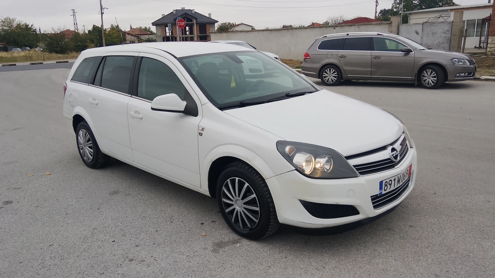 Opel Astra 1.6 бензин UNIKAT, снимка 9 - Автомобили и джипове - 56628228
