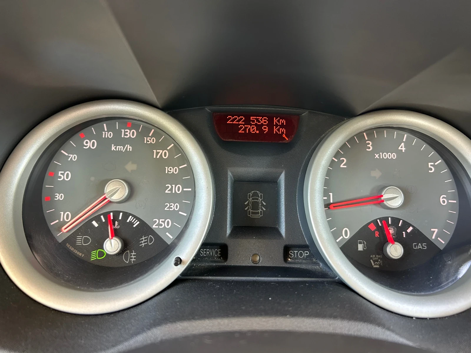 Renault Megane, снимка 14 - Автомобили и джипове - 56635364