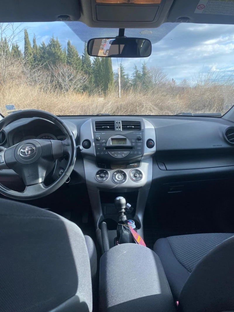 Toyota Rav4 2.2 D4D, снимка 1 - Автомобили и джипове - 44789378