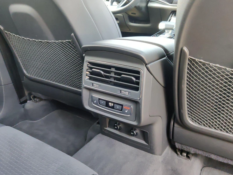 Audi Q7 60 TFSIe/PLUG-IN/FACELIFT/S-LINE/PANO/HEAD UP/360/, снимка 16 - Автомобили и джипове - 52322086