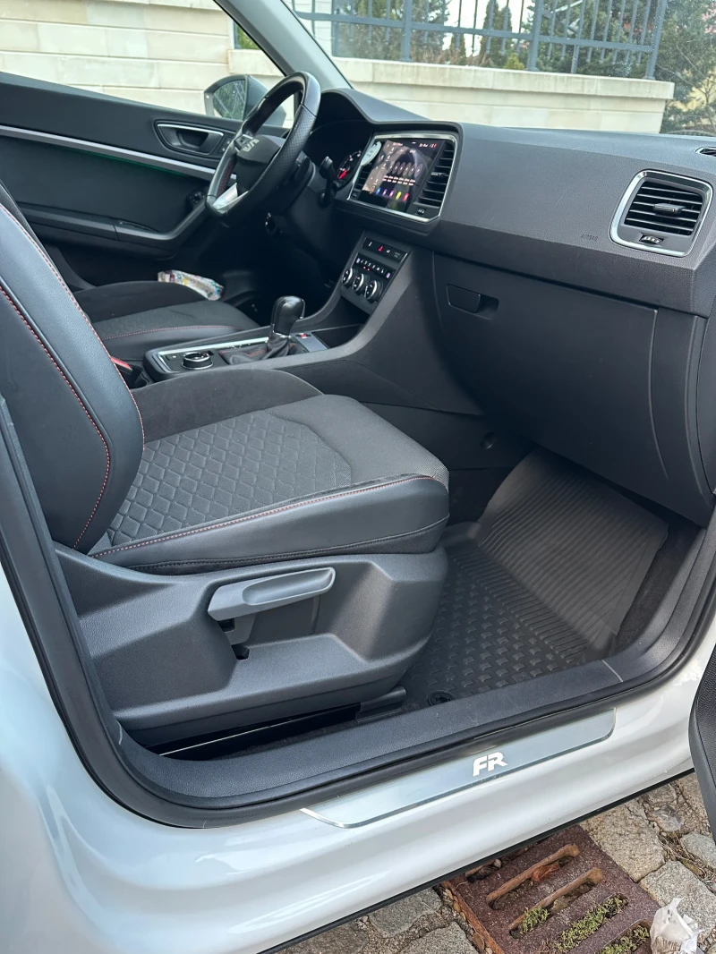Seat Ateca FR 2.0 D 150 к.с. Germany, снимка 10 - Автомобили и джипове - 53049697