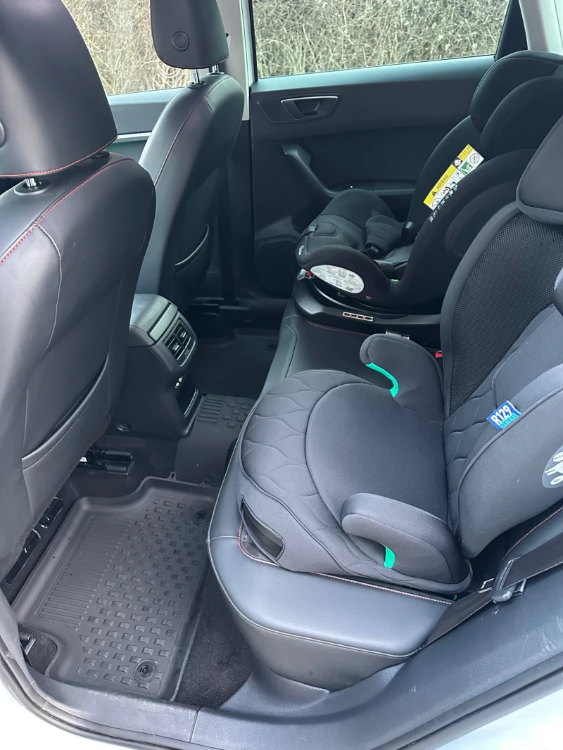 Seat Ateca FR 2.0 D 150 к.с. Germany, снимка 11 - Автомобили и джипове - 53049697