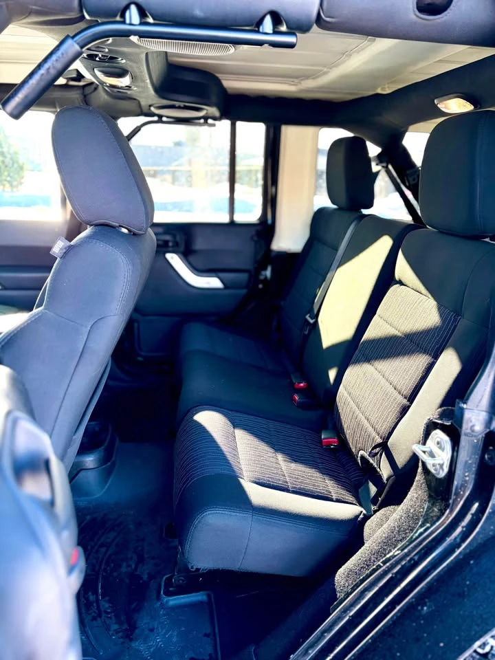 Jeep Wrangler * RUBICON* ПОДГРЕВ* KEYLESS* BLUETOOTH* BlackOps 8, снимка 7 - Автомобили и джипове - 54164837