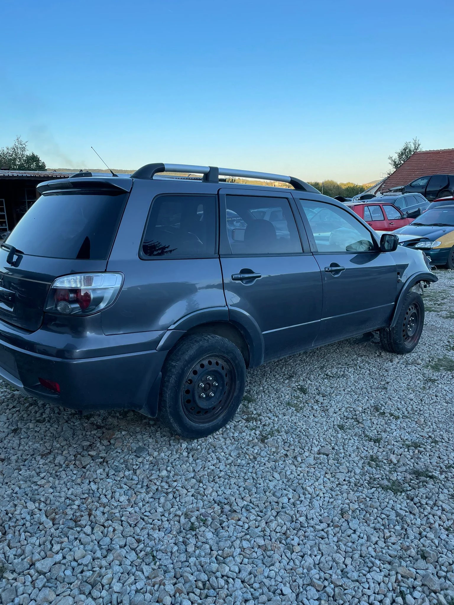 Mitsubishi Outlander 2.0i 16V, снимка 1