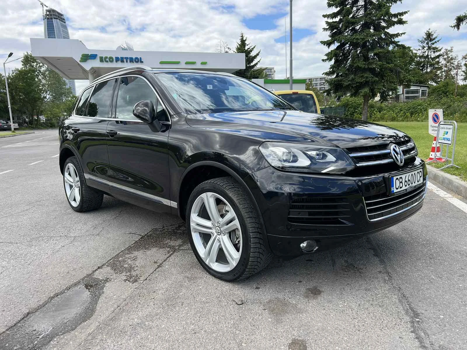 VW Touareg 4, 2 TDI-V8 340k.c EXCLUSIVE - изображение 2