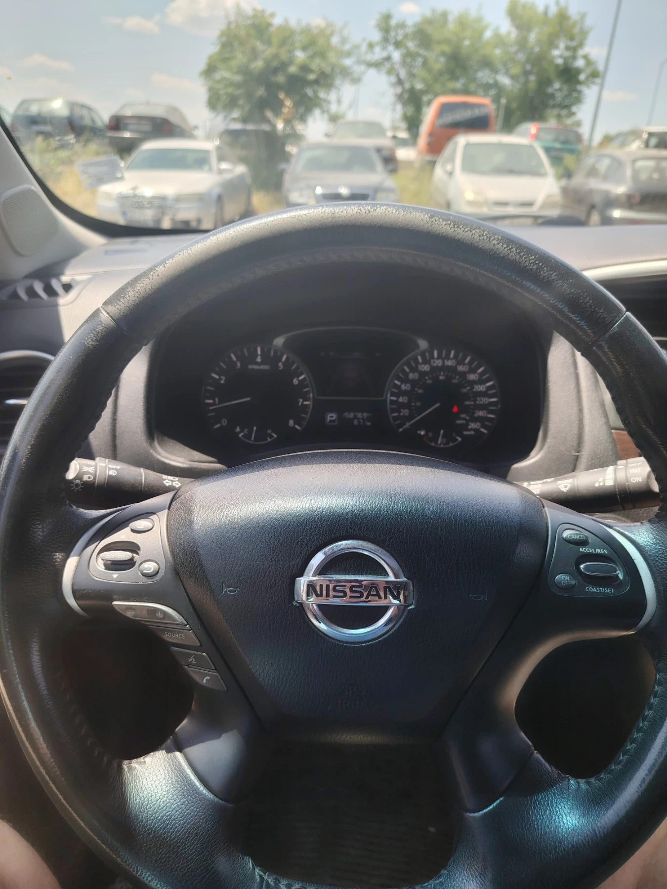Nissan Pathfinder R52 - изображение 5