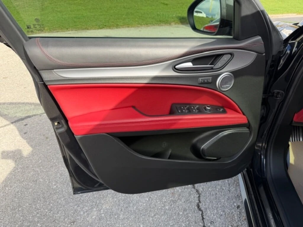 Alfa Romeo Stelvio * Ti Sport Adaptive Cruise Lane Assist Remote star | Mobile.bg   9