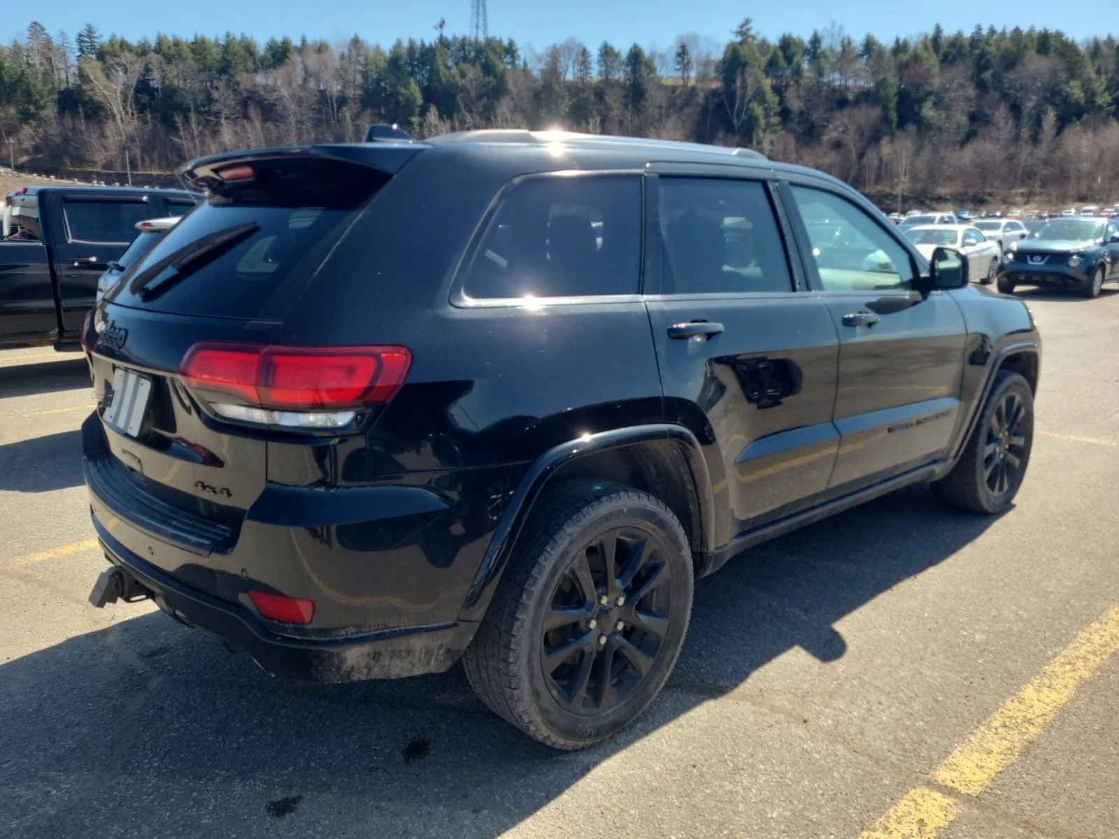 Jeep Grand cherokee ALTITUDE * * CARFAX * * АВТО КРЕДИТ * *  - изображение 3