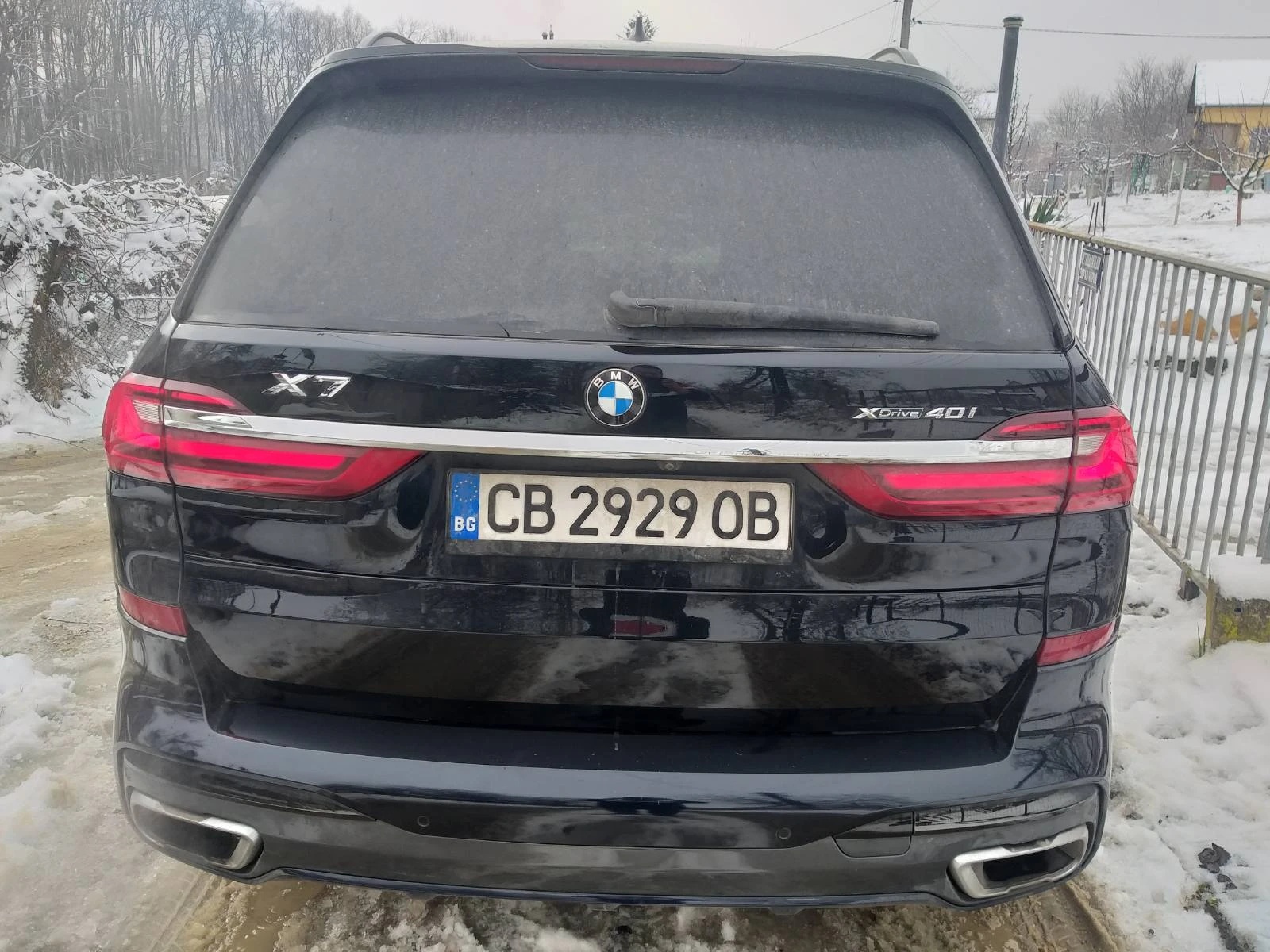 BMW X7 * 40i-XDrive* M-SPORT* SHADOW LINE* INDIVIDUAL* , снимка 8 - Автомобили и джипове - 53788596