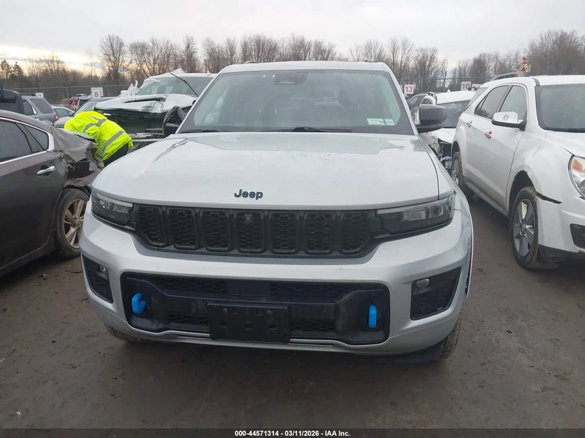 Jeep Grand cherokee 2.0l 4Xe 30Th Anniversary, снимка 12 - Автомобили и джипове - 54221477