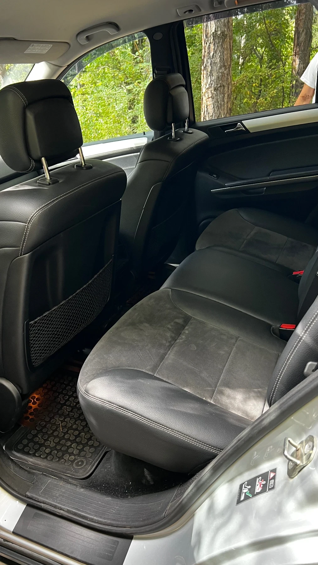 Mercedes-Benz ML 320, снимка 10 - Автомобили и джипове - 54361022