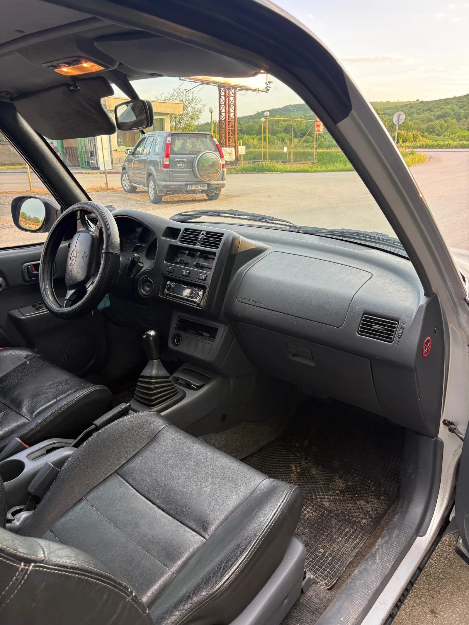Toyota Rav4, снимка 9 - Автомобили и джипове - 54511630