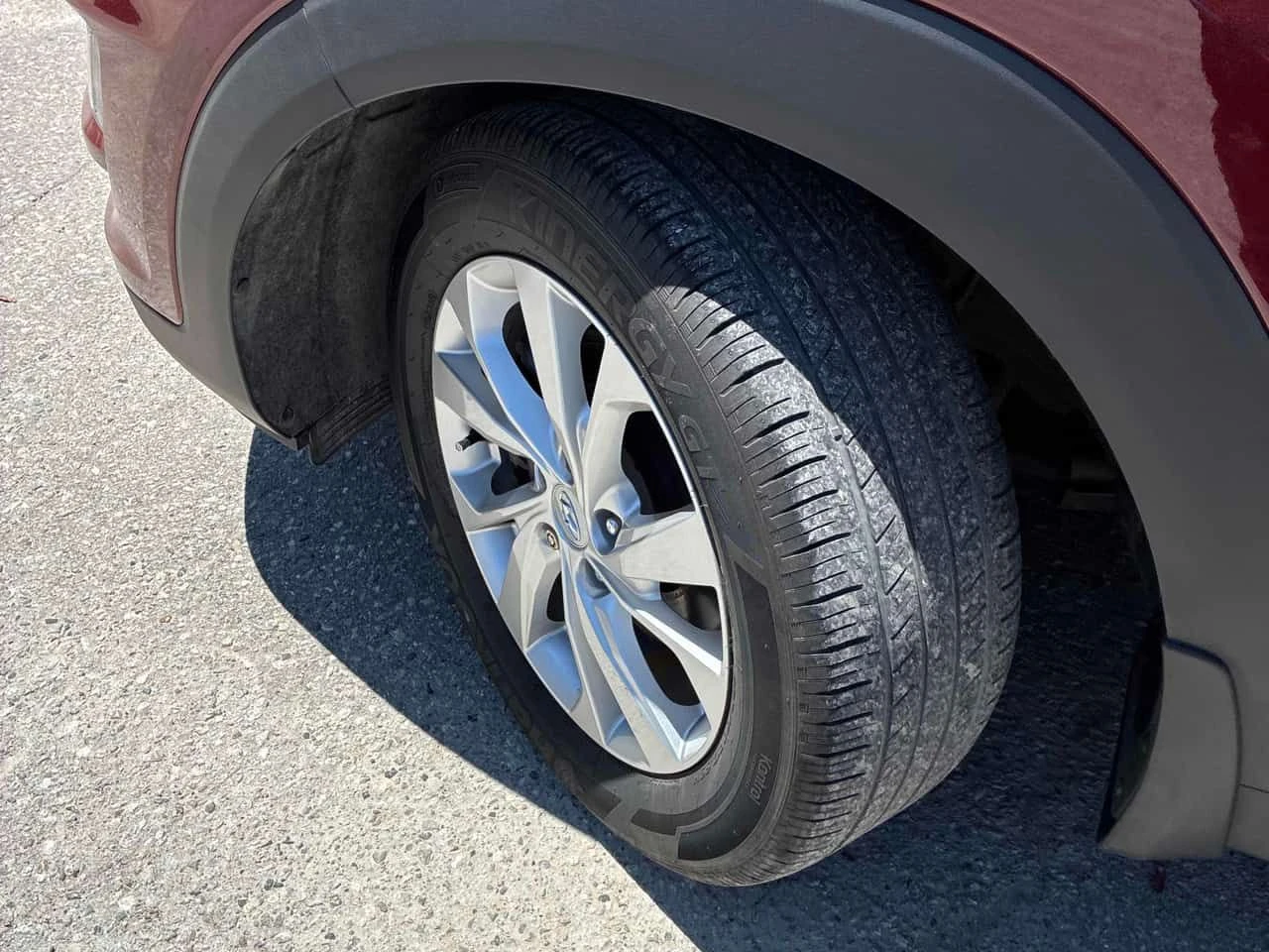 Hyundai Tucson * Preferred * KEYLESS * �������� * CARFAX | Mobile.bg � ����������� 7