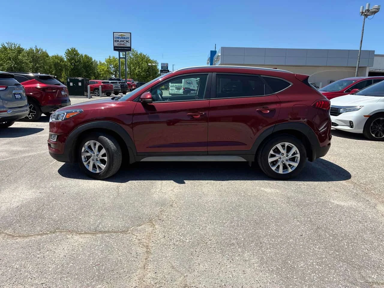 Hyundai Tucson * Preferred * KEYLESS * �������� * CARFAX | Mobile.bg � ����������� 2