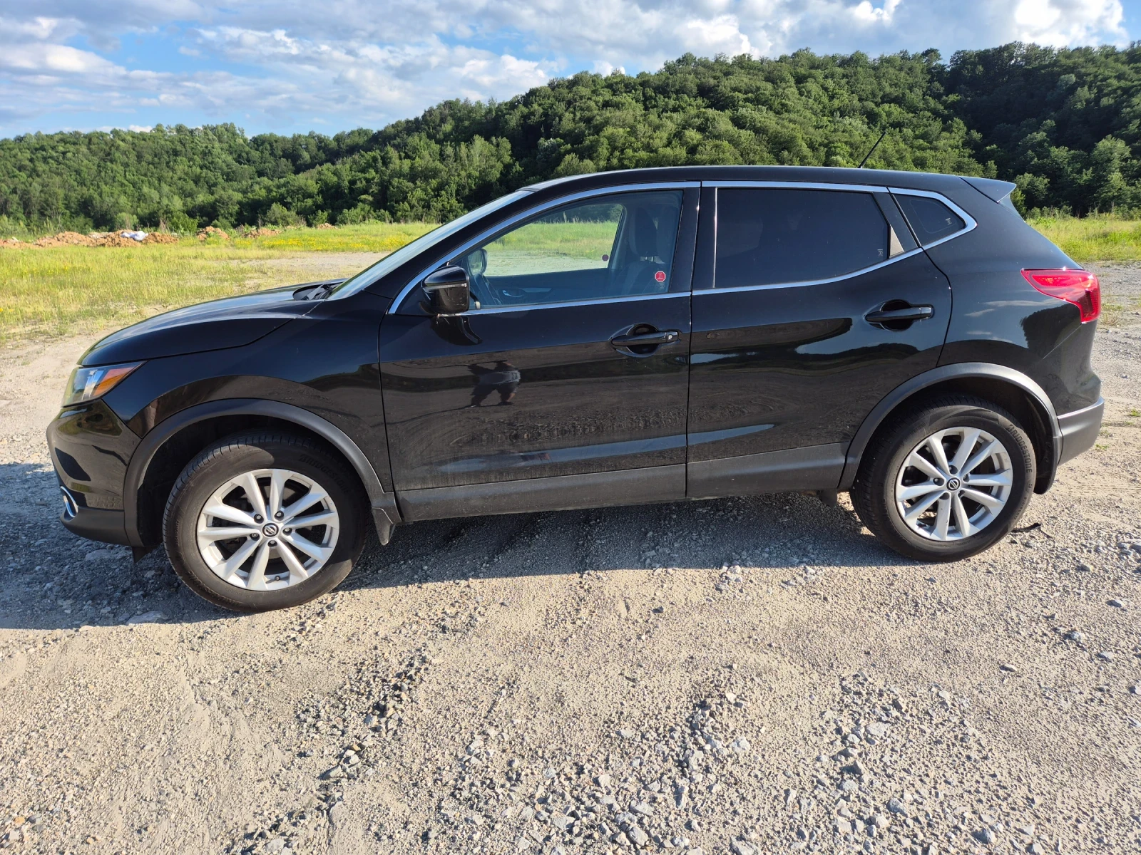 Nissan Qashqai Rogue Sport SV, снимка 4 - Автомобили и джипове - 54811563