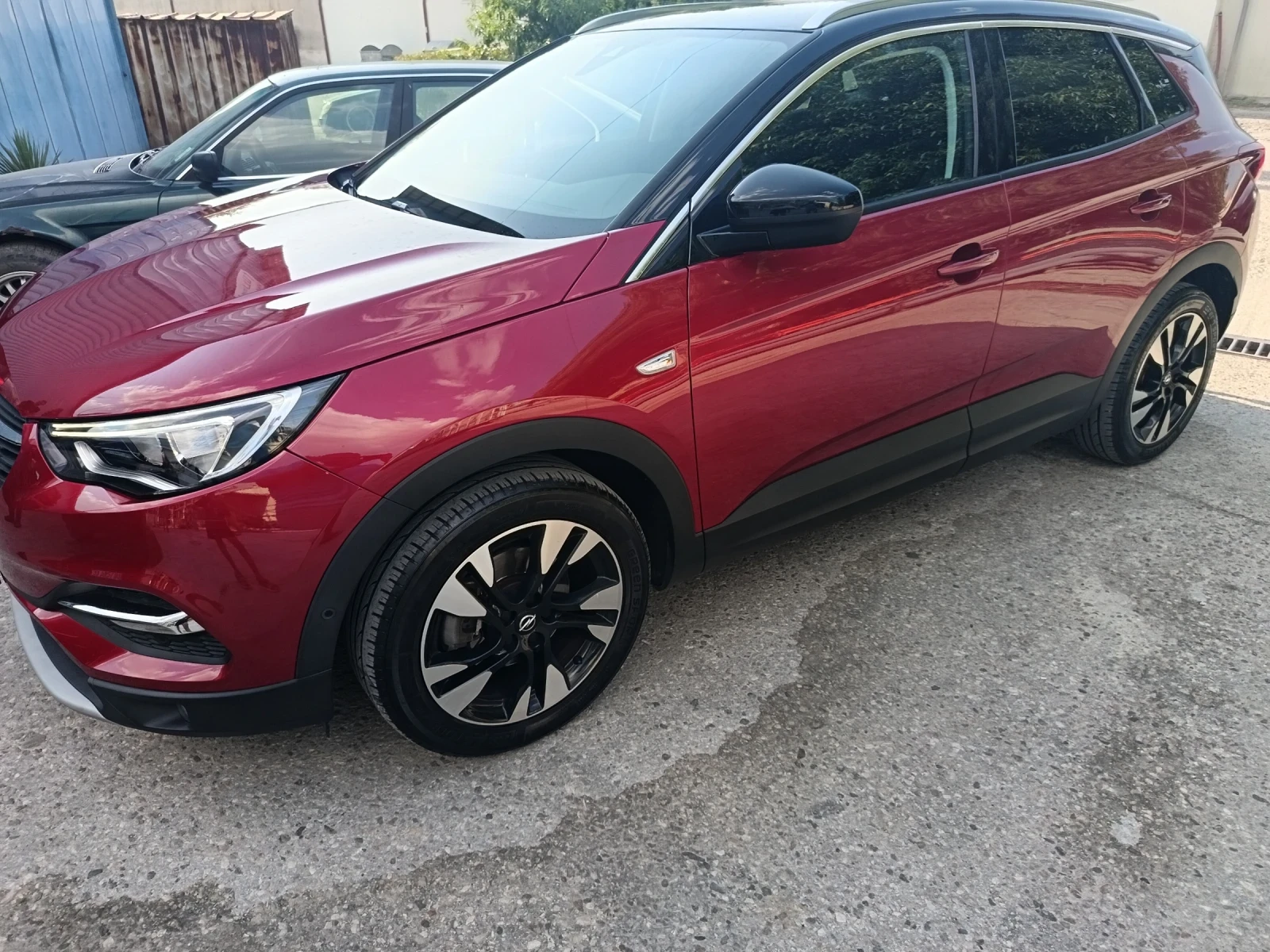 Opel Grandland X, снимка 2 - Автомобили и джипове - 55353665