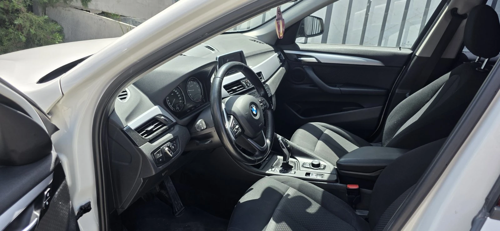 BMW X1  xDrive20i, 2.0 petrol, / 131 kW /, 178 к.с., снимка 5 - Автомобили и джипове - 55581922