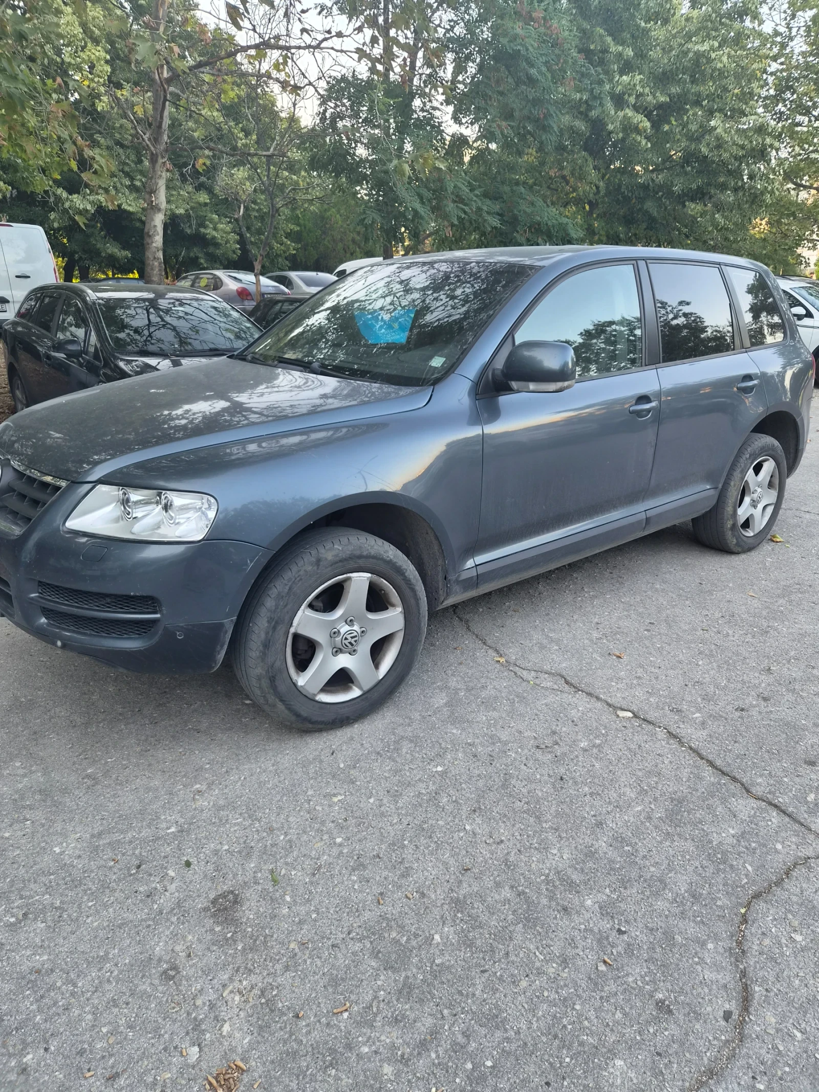 VW Touareg, снимка 2 - Автомобили и джипове - 55645711