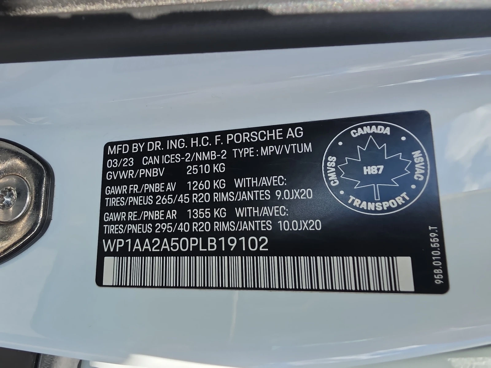 Porsche Macan  AWD / Bose / Matrix / Обдухване / Carfax , снимка 15 - Автомобили и джипове - 55967560