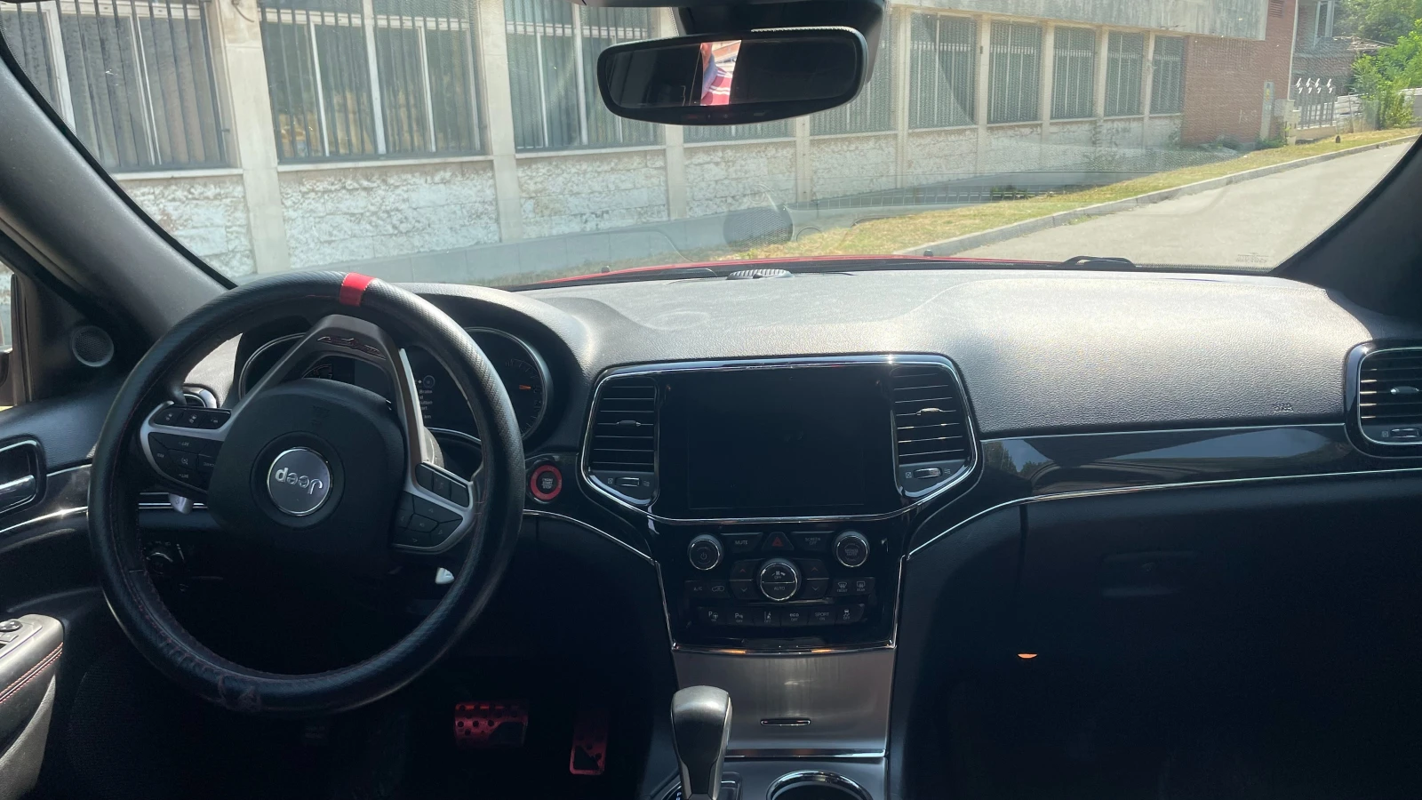 Jeep Grand cherokee 5.7 V8, снимка 16 - Автомобили и джипове - 55994193