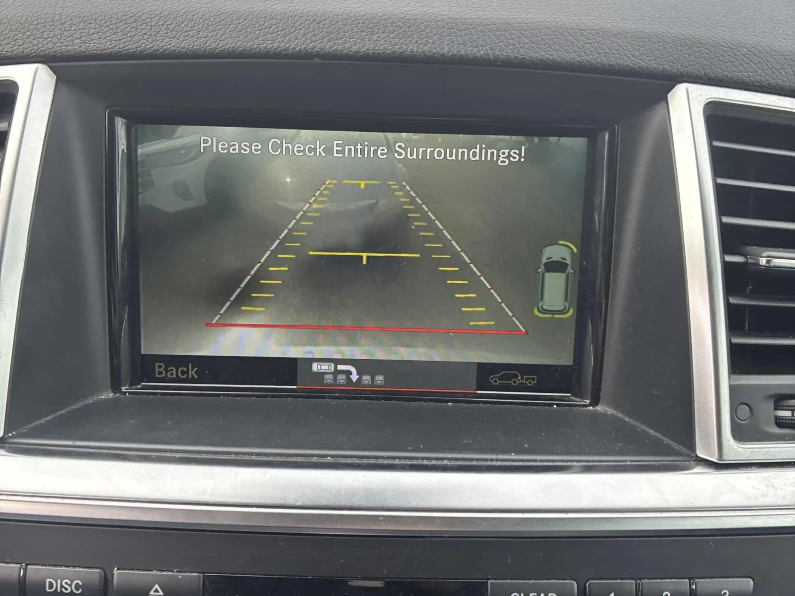 Mercedes-Benz ML 350 4MATIC* Подгрев* Harman/Kardon* Панорама* Камера* , снимка 10 - Автомобили и джипове - 56204456