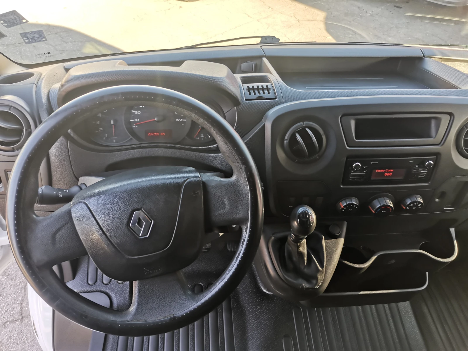 Renault Master 2.3 DCI - изображение 8