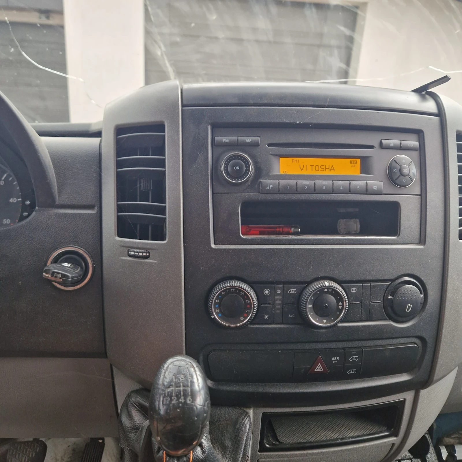 Mercedes-Benz 313, снимка 7 - Бусове и автобуси - 55409098