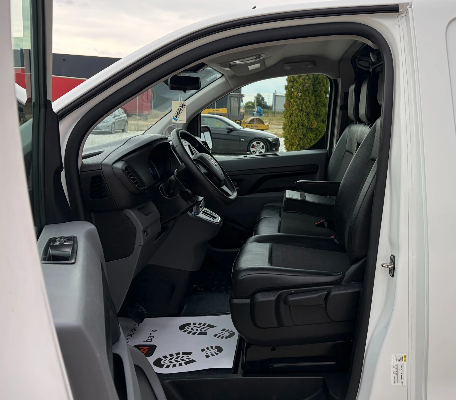 Toyota Proace Max 75kWh, снимка 7 - Бусове и автобуси - 56281780