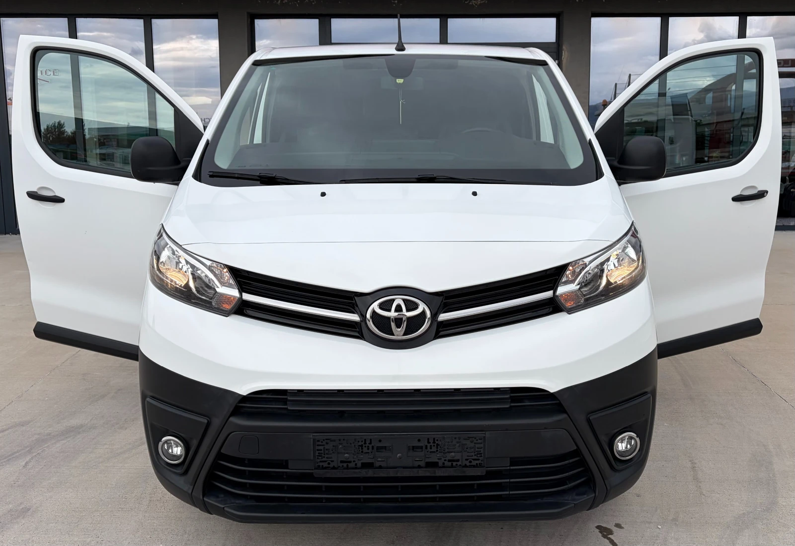 Toyota Proace Max 75kWh
