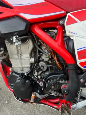 Beta Rr | Mobile.bg � ����� ������ 4