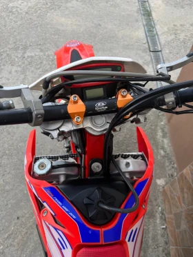 Beta Rr | Mobile.bg � ����� ������ 8