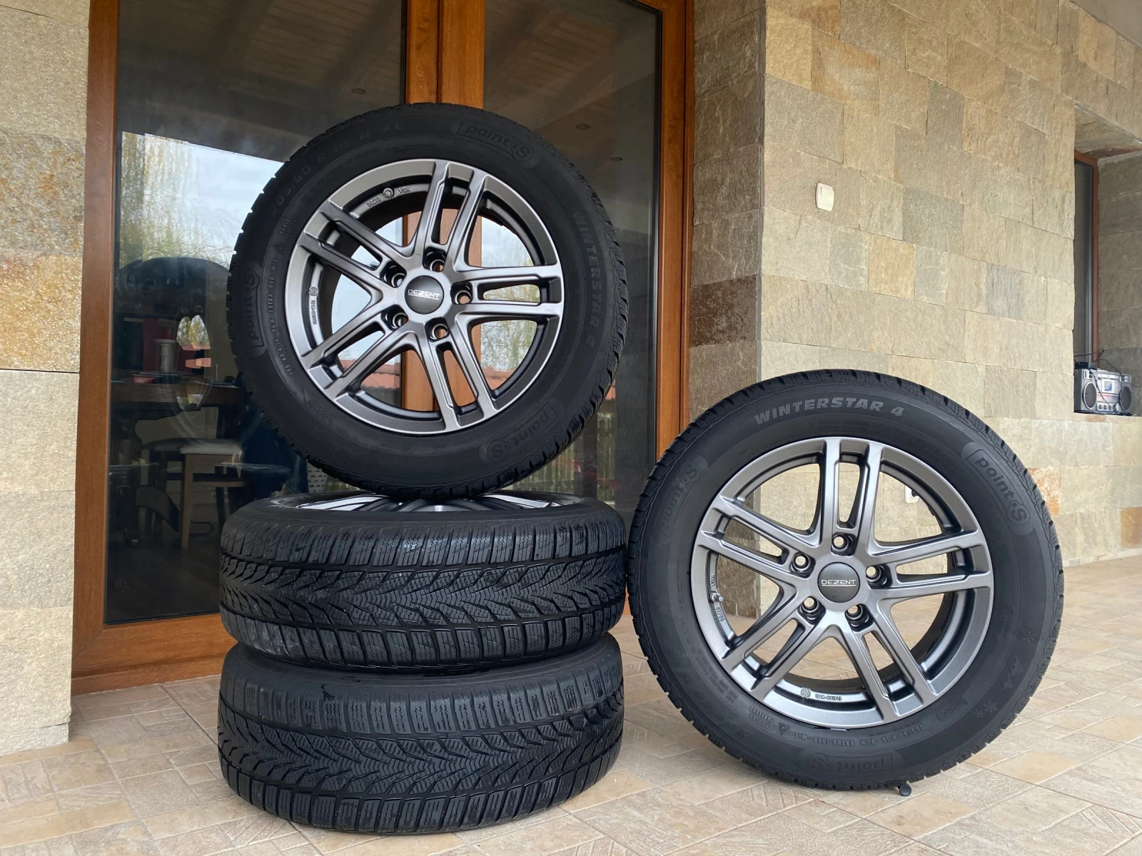 ���� � ������ 205/60R16 �� VW Touran | Mobile.bg � ����������� 1