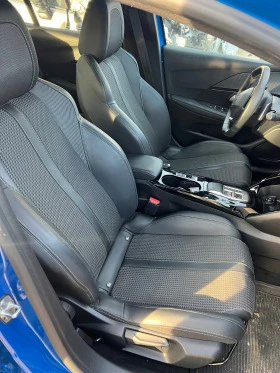 Peugeot 208 1.2 GT, снимка 10