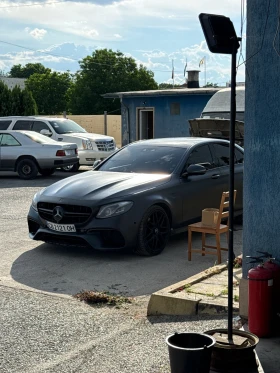 Mercedes-Benz E 63 AMG, снимка 2