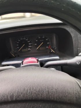 VW Golf 1.6 101 - 1300 € / 2542.58 лв. - 73706532 5