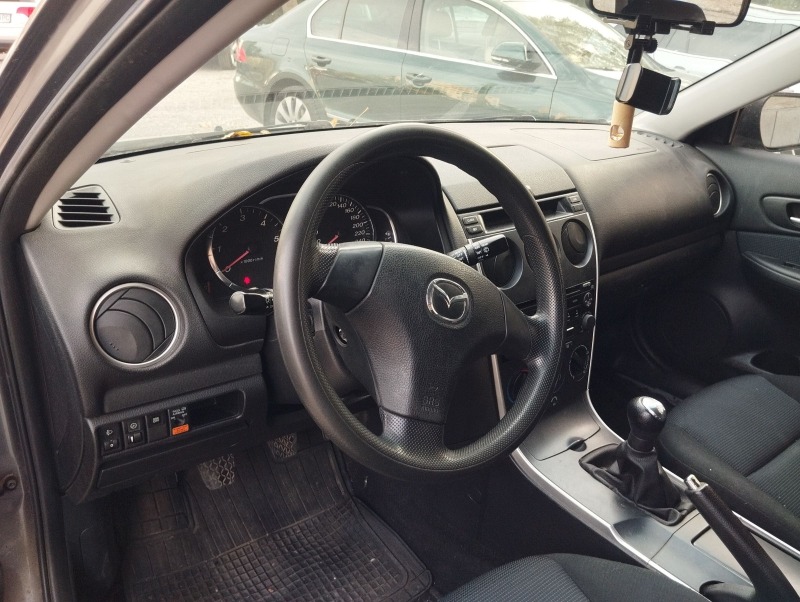 Mazda 6 2.0, снимка 2 - Автомобили и джипове - 43800541