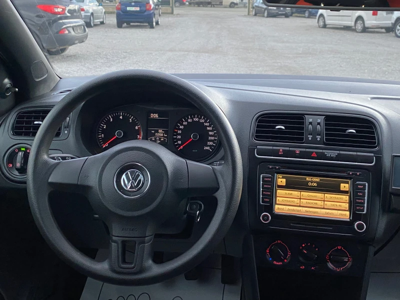 VW Polo 1.2 EURO 5 FULL-OPTIONAL TOP, снимка 9 - Автомобили и джипове - 46355493