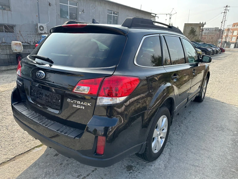 Subaru Outback 3.6 Limited 4x4, снимка 6 - Автомобили и джипове - 44374639