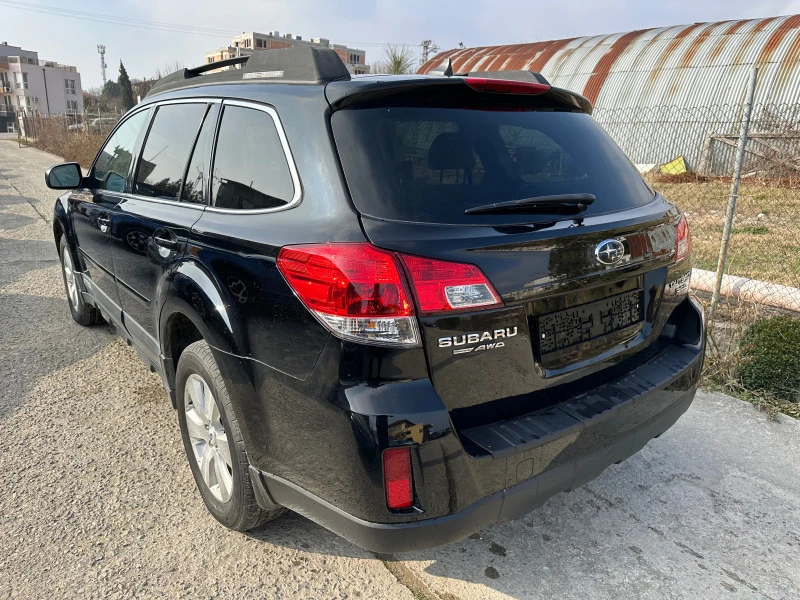 Subaru Outback 3.6 Limited 4x4, снимка 4 - Автомобили и джипове - 44374639