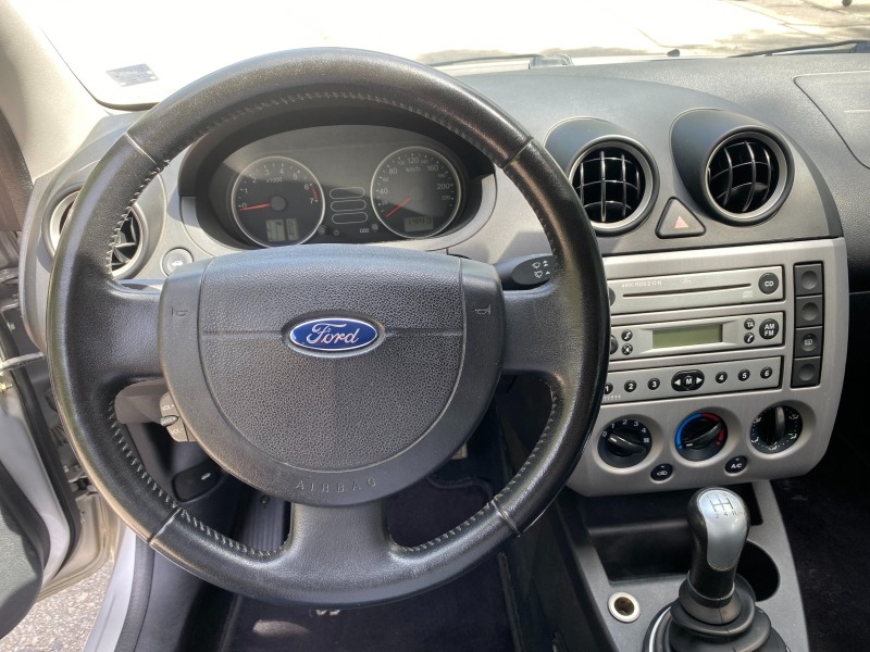 Ford Fiesta, снимка 8 - Автомобили и джипове - 45984952
