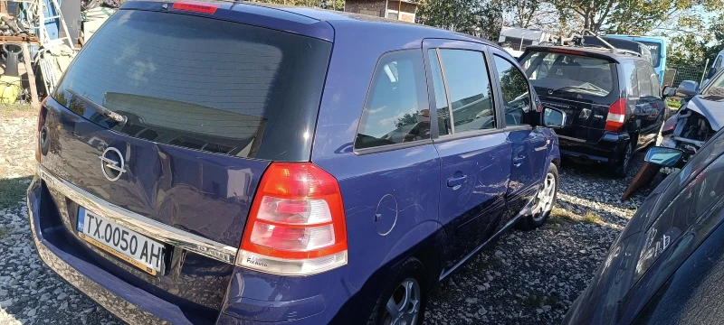 Opel Zafira 19CDTI, снимка 6 - Автомобили и джипове - 47779050