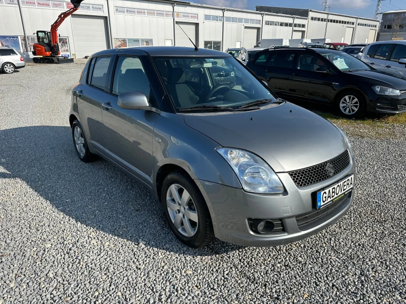 Suzuki Swift 1.3 Газ/Бензин!!! Климатик!!!, снимка 2 - Автомобили и джипове - 47993153